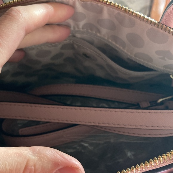 Trade - Picture 8 of 13